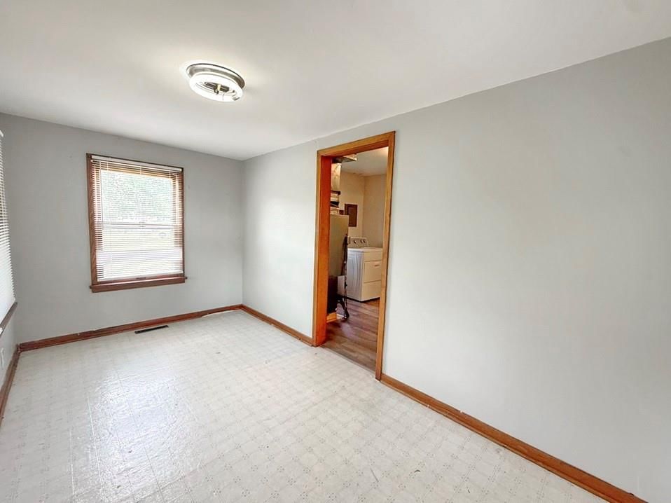 406 N Jackson Street — photo 27