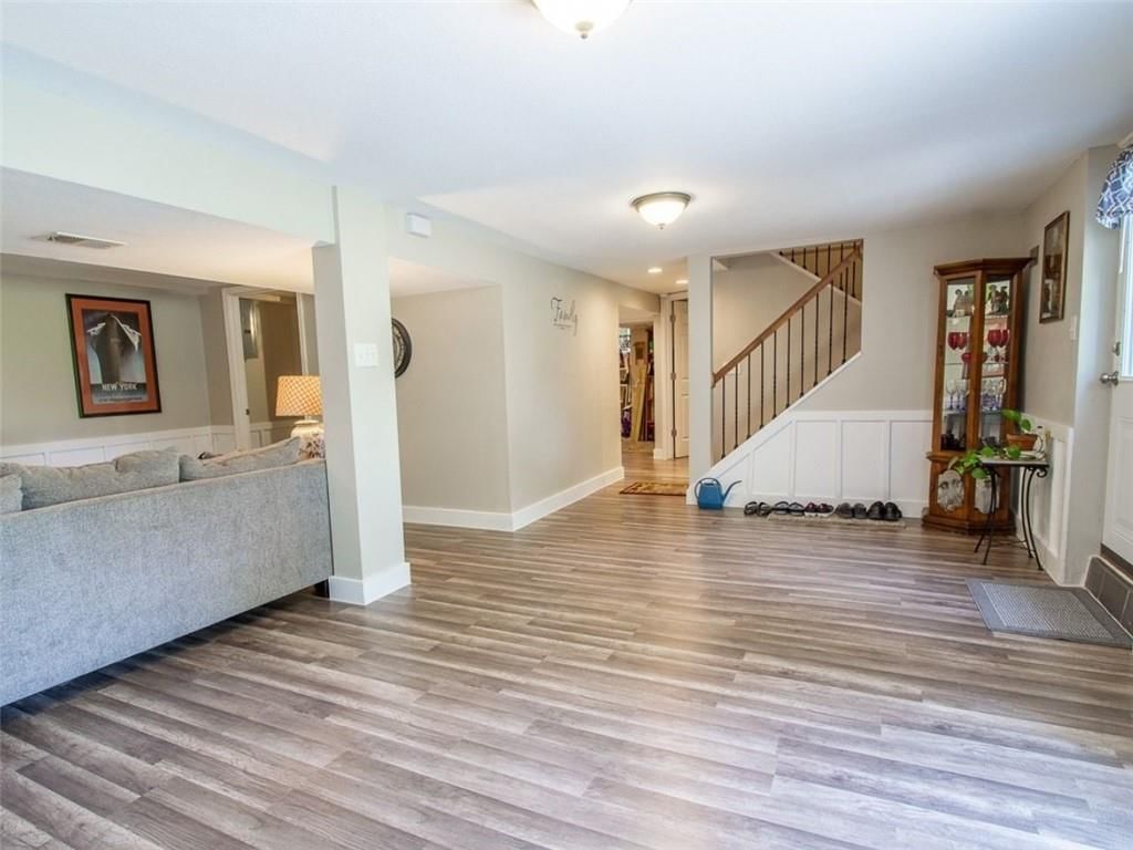 901 E Willow Street — photo 25