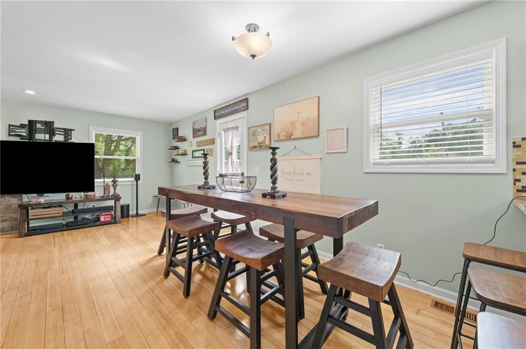 11851 Leavenworth Road — photo 10