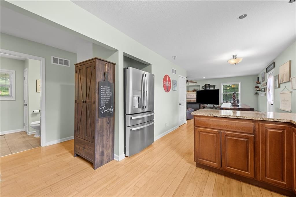 11851 Leavenworth Road — photo 14