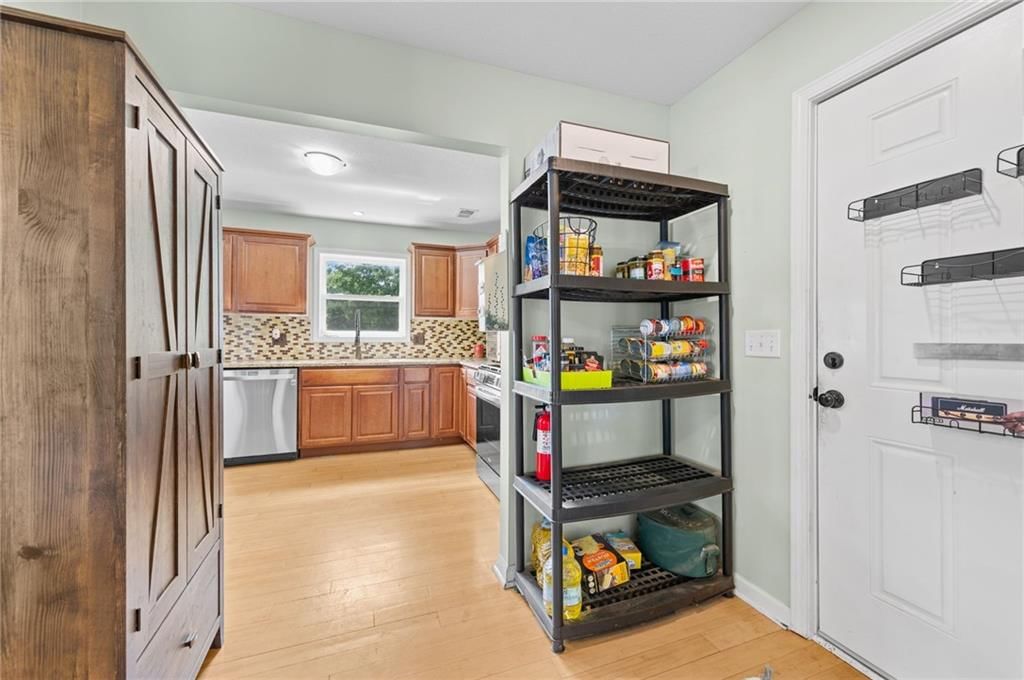 11851 Leavenworth Road — photo 16