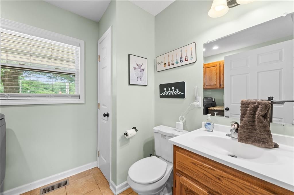 11851 Leavenworth Road — photo 25