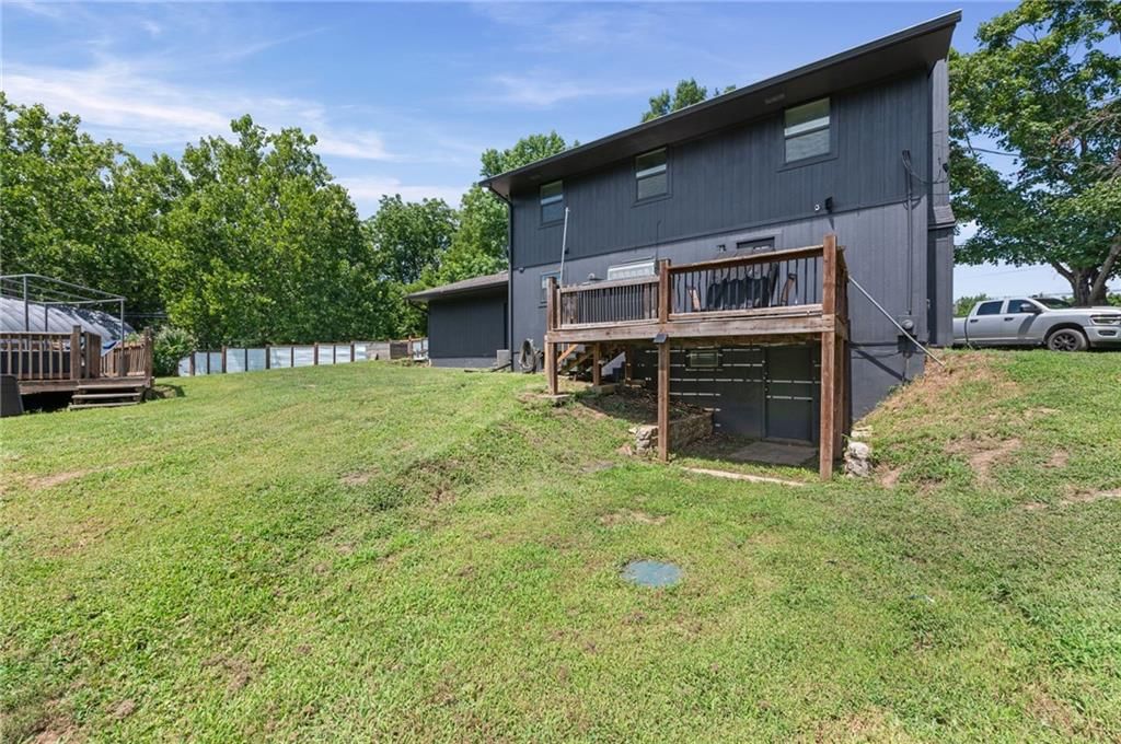 11851 Leavenworth Road — photo 38