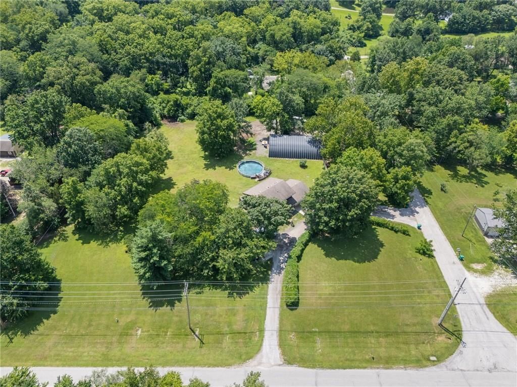 11851 Leavenworth Road — photo 42