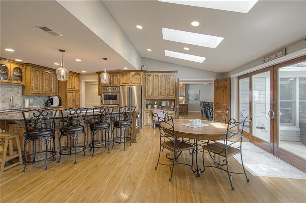 16316 Glenwood Street — photo 12