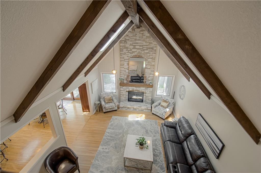 16316 Glenwood Street — photo 32