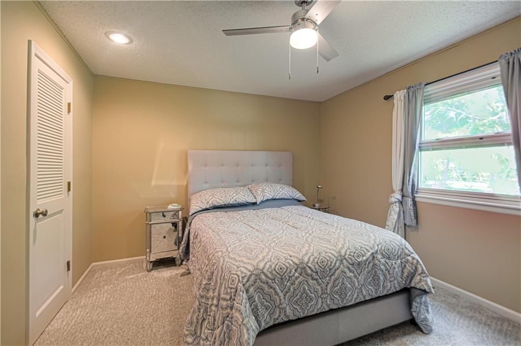 16316 Glenwood Street — photo 33