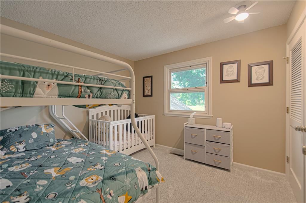 16316 Glenwood Street — photo 34