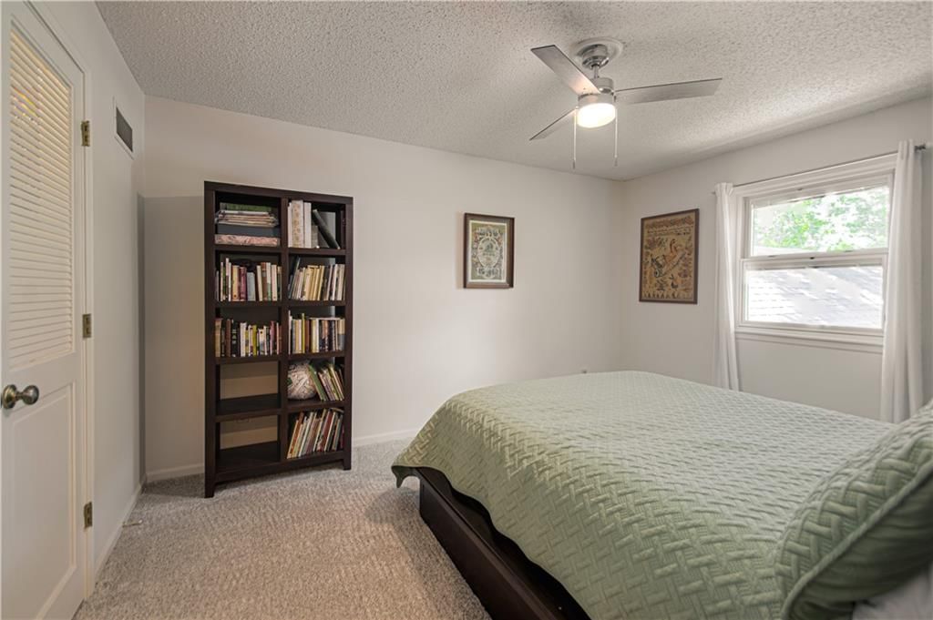 16316 Glenwood Street — photo 36
