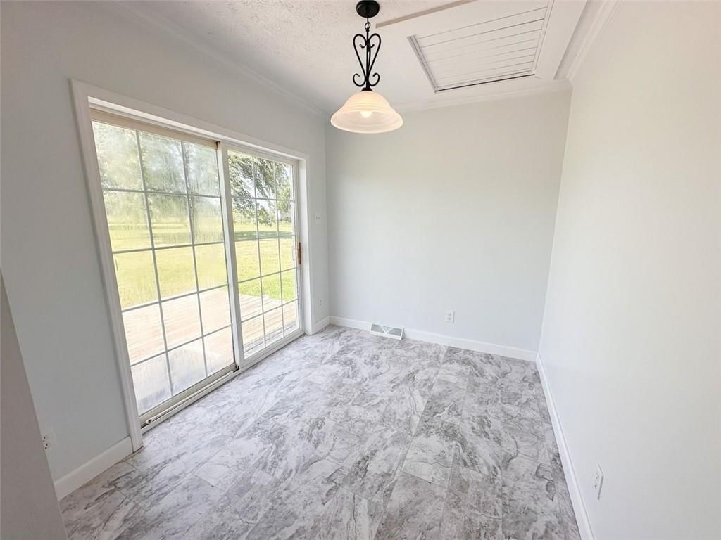 120 NW W Highway — photo 19