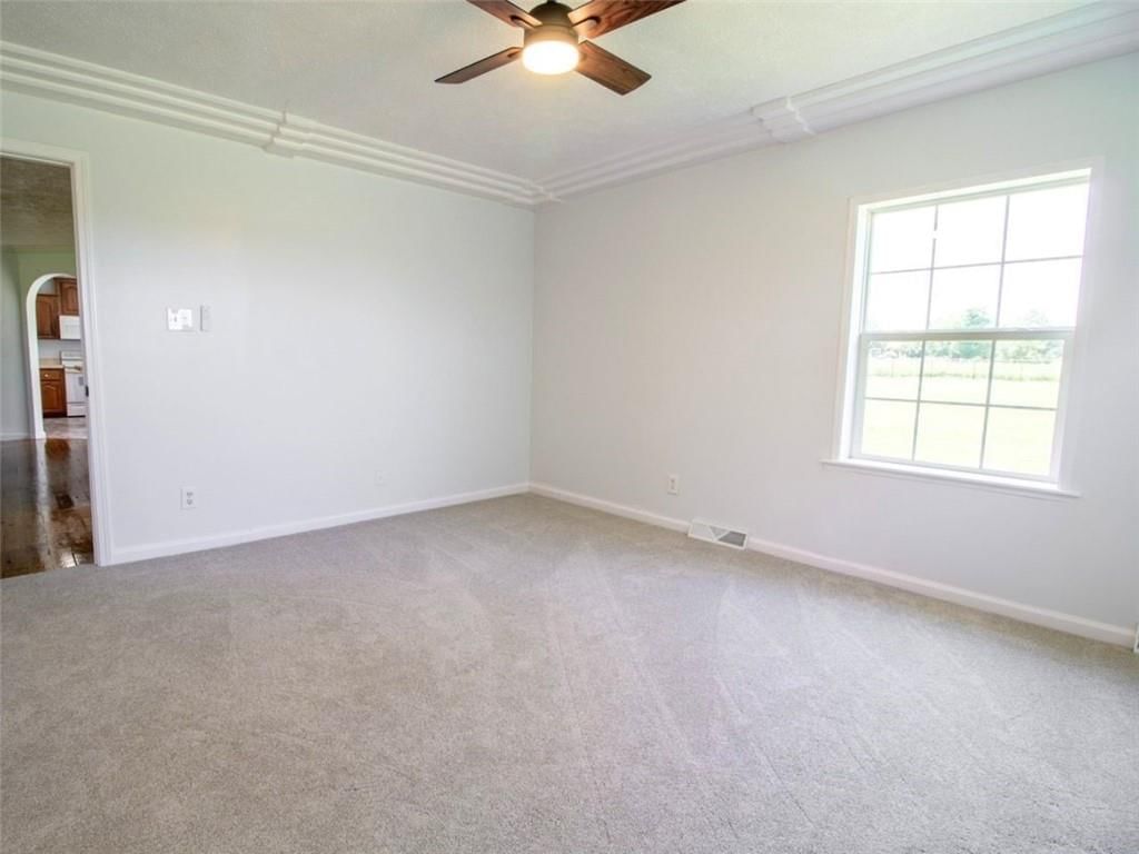 120 NW W Highway — photo 22