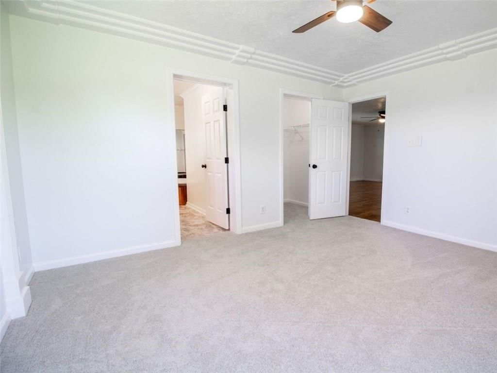 120 NW W Highway — photo 23