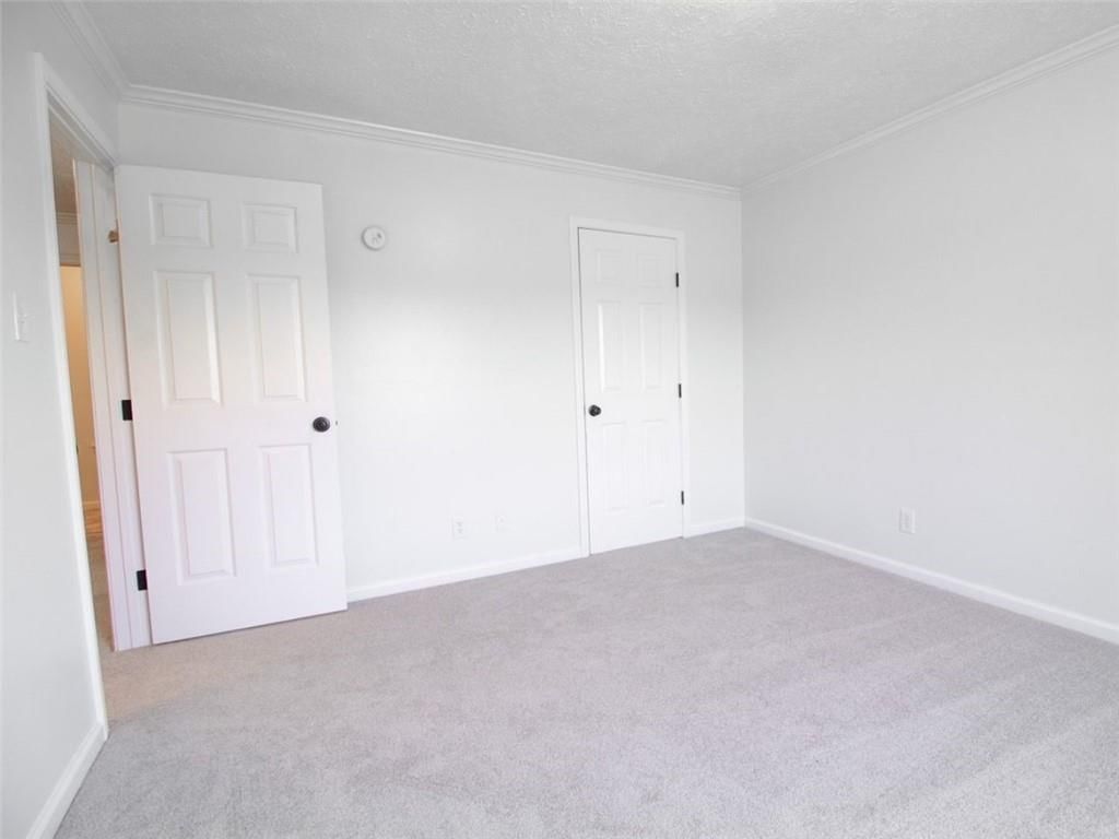 120 NW W Highway — photo 32