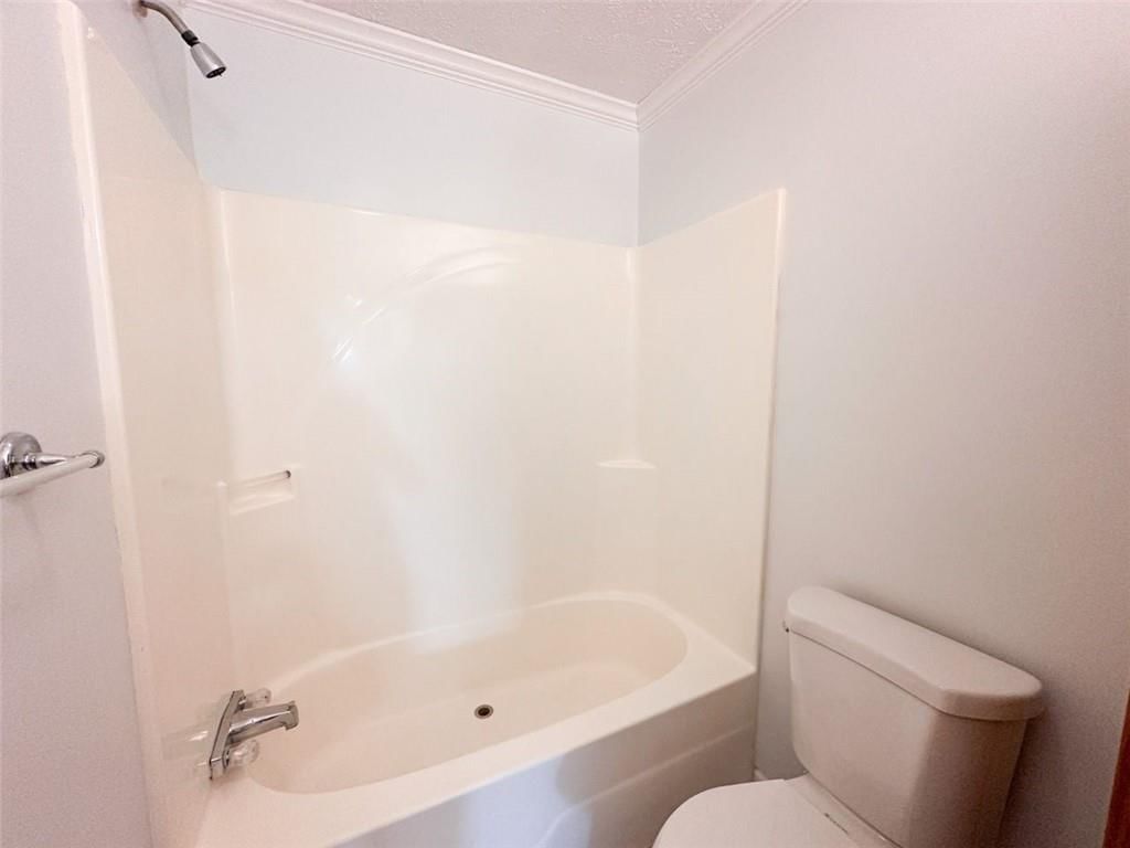 120 NW W Highway — photo 34