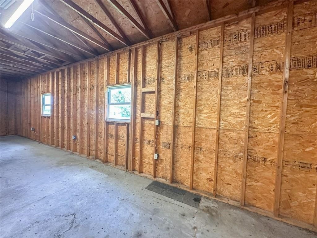 120 NW W Highway — photo 40
