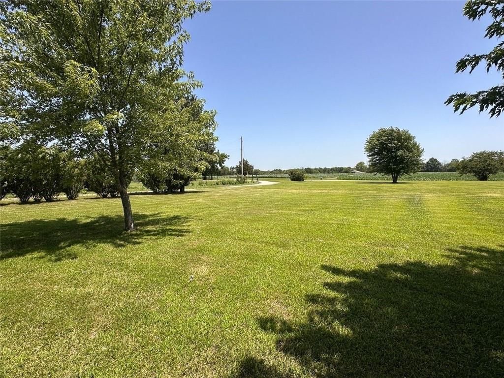 120 NW W Highway — photo 46