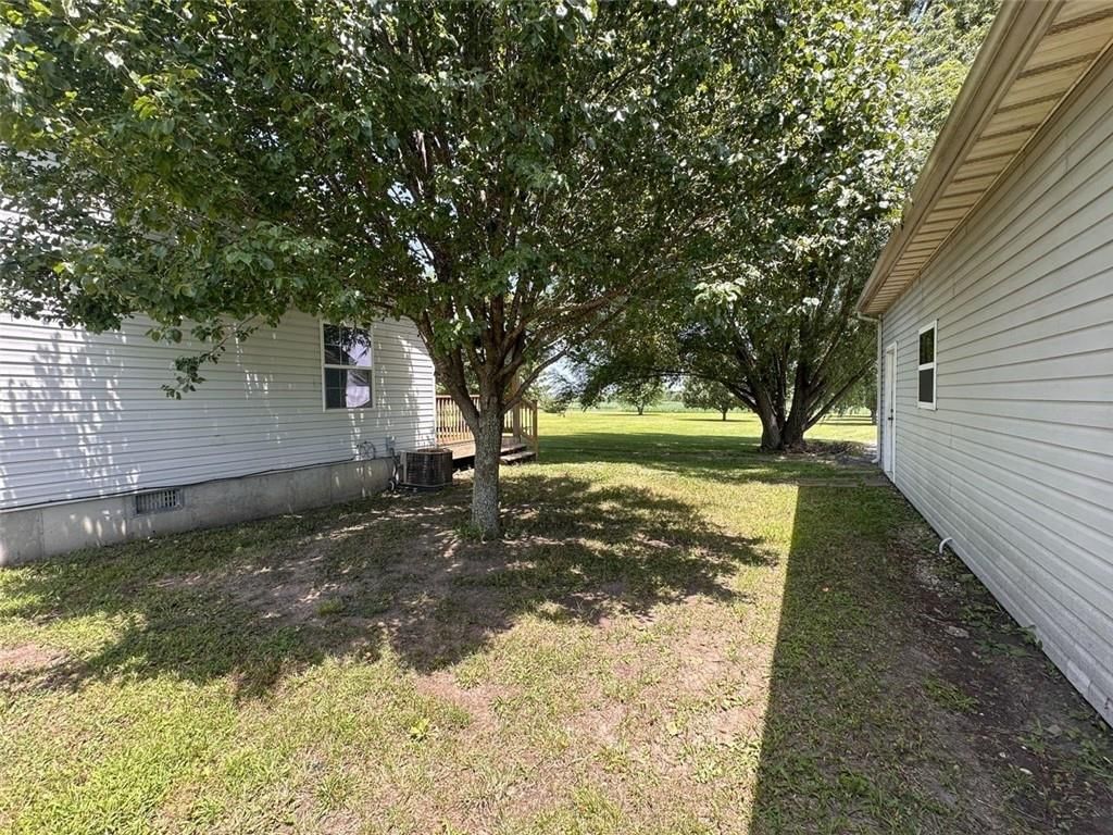 120 NW W Highway — photo 55