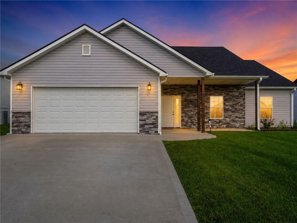 73 SE 451 Road, Warrensburg, MO