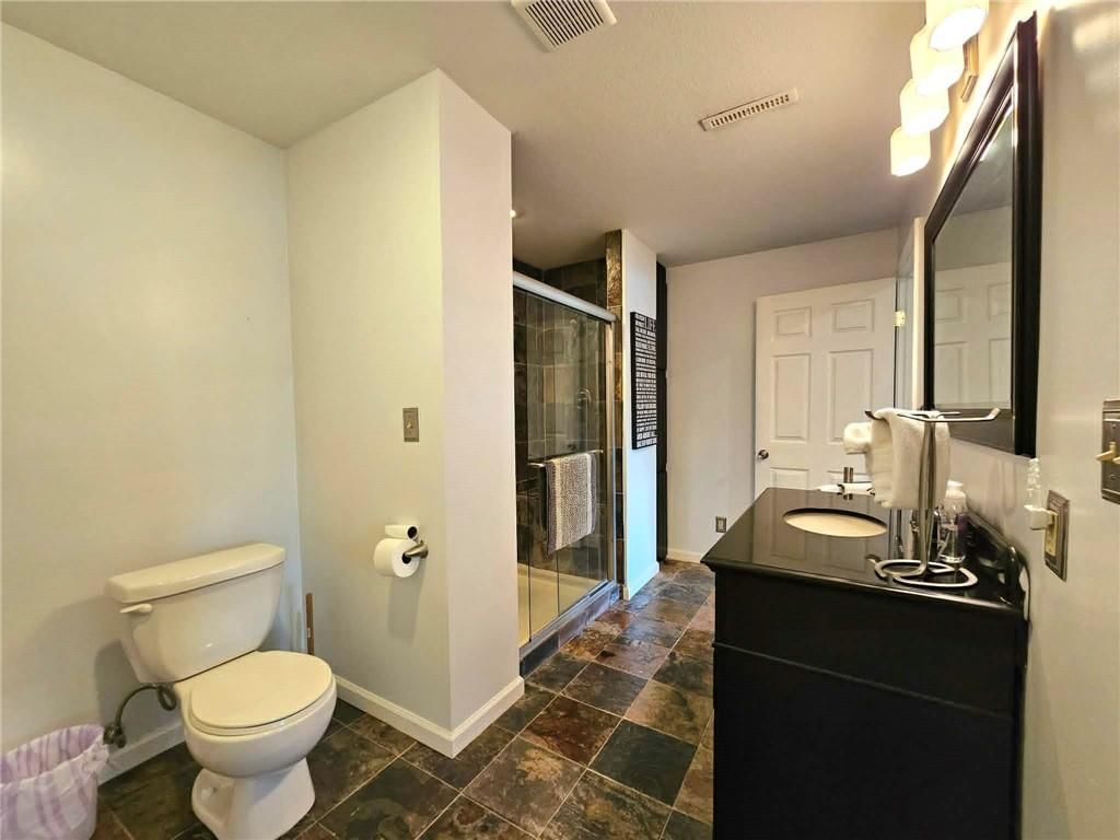 594 Redbud Ln — photo 24