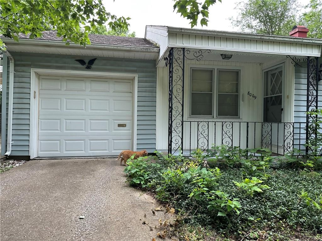 8009 Hunter Street — photo 1