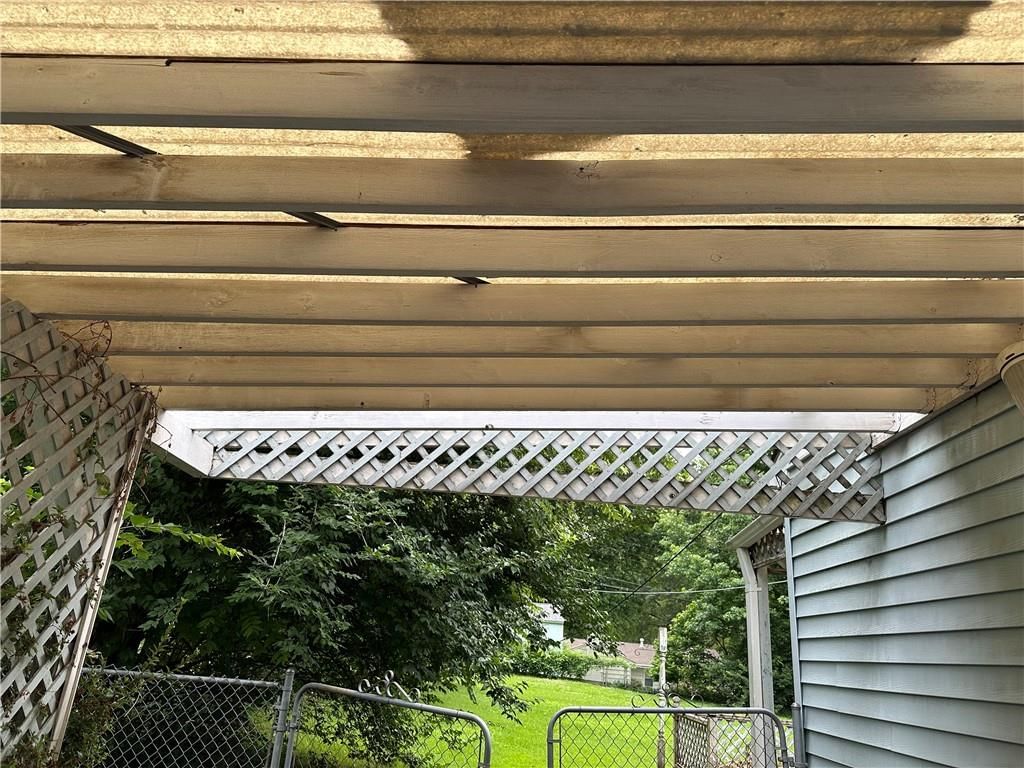 8009 Hunter Street — photo 4