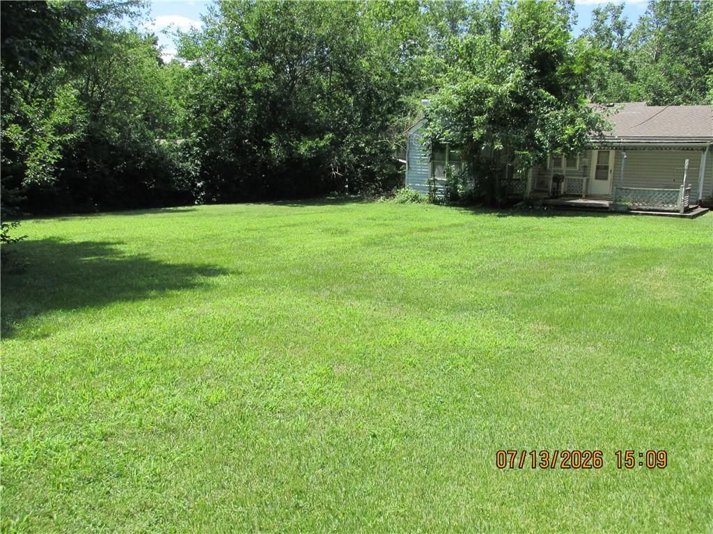 8009 Hunter Street — photo 16