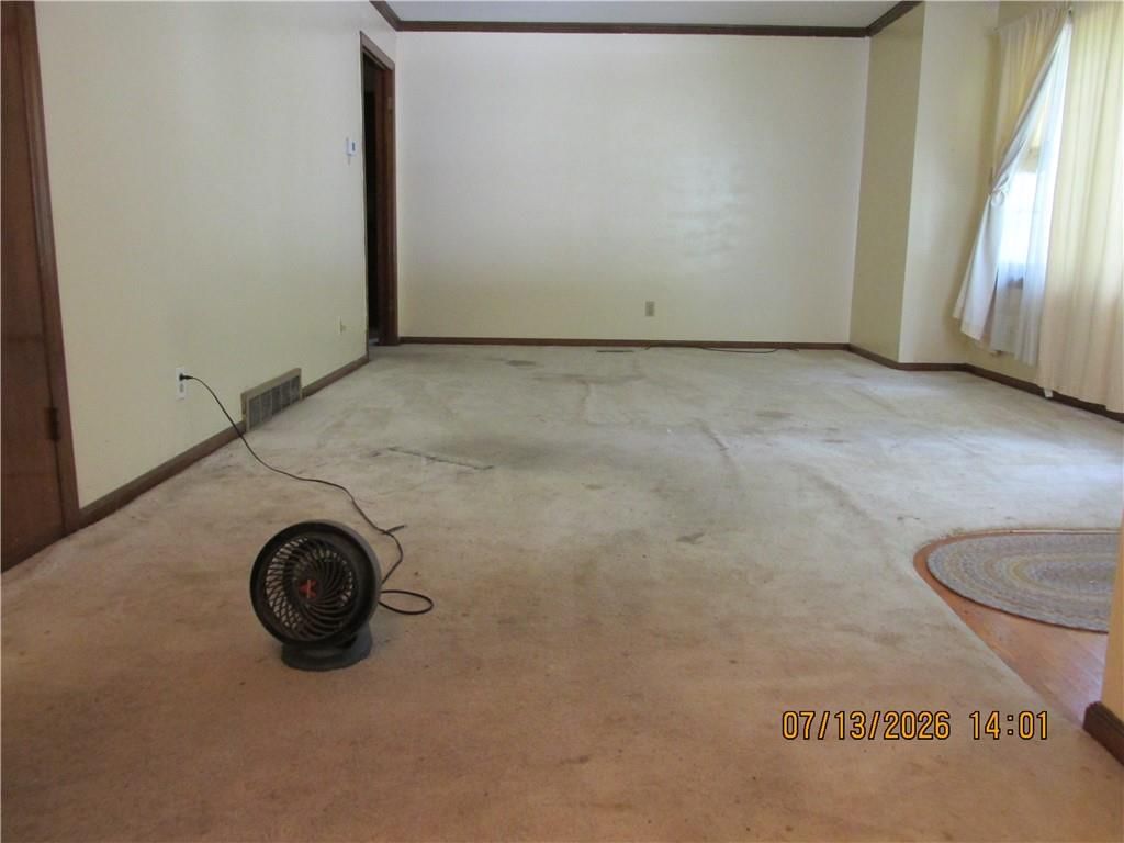 8009 Hunter Street — photo 18