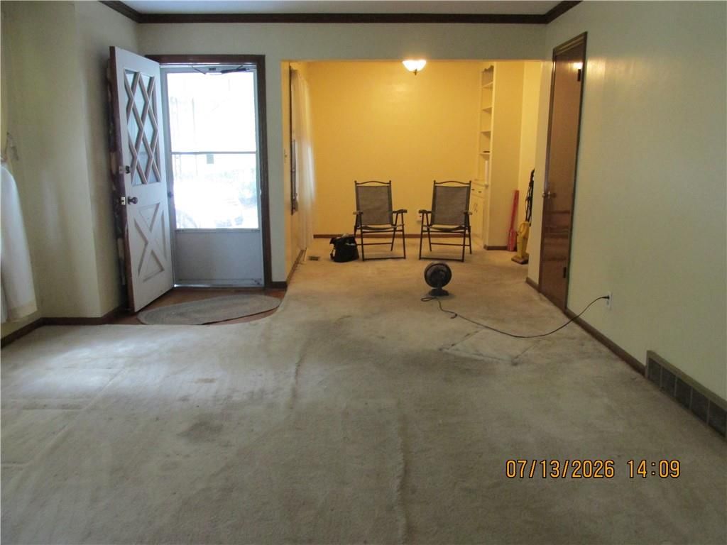 8009 Hunter Street — photo 20