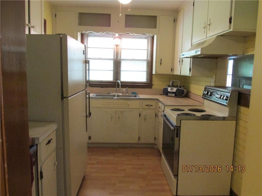 8009 Hunter Street — photo 21