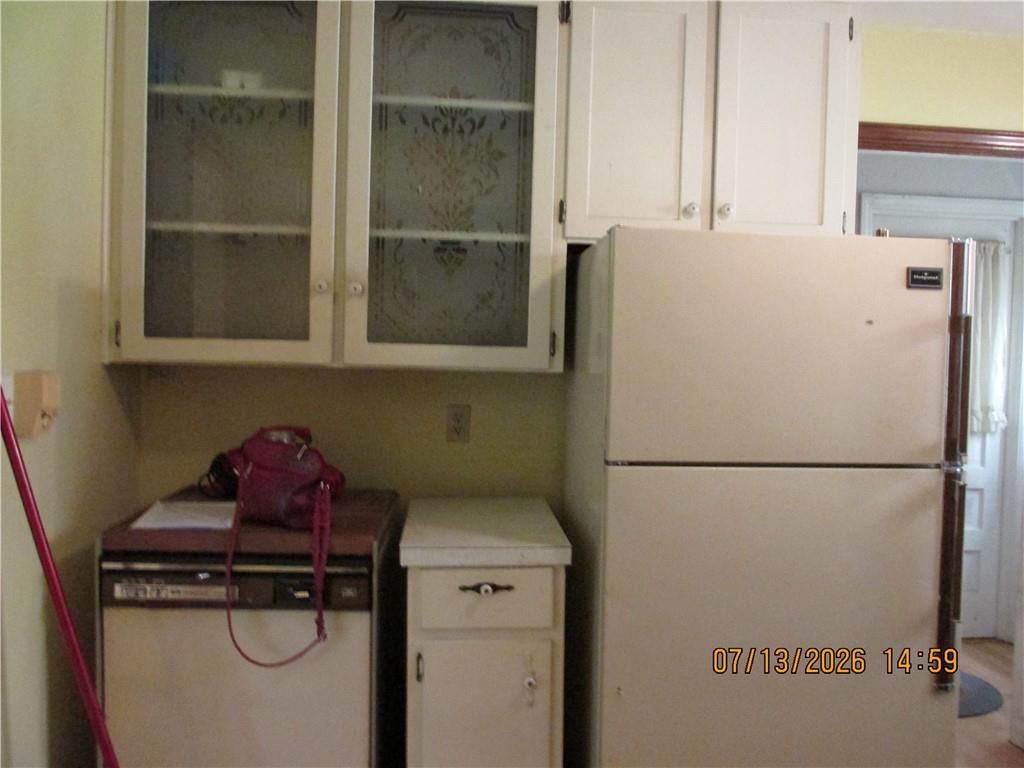 8009 Hunter Street — photo 24