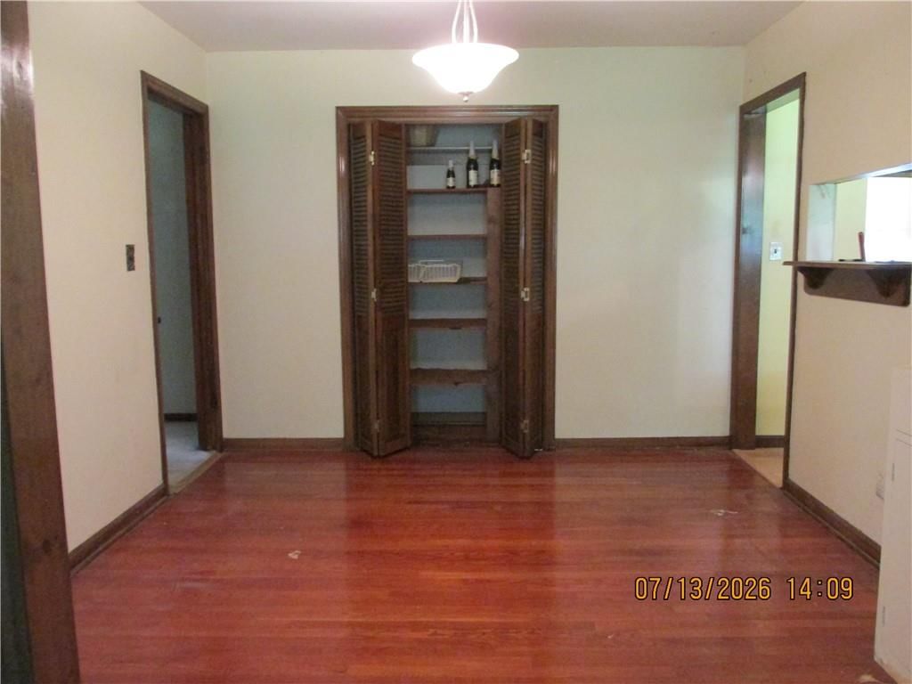 8009 Hunter Street — photo 30