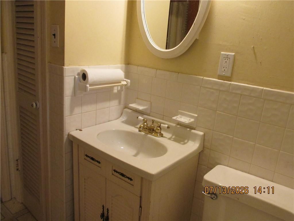 8009 Hunter Street — photo 35