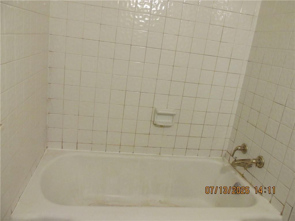 8009 Hunter Street — photo 36