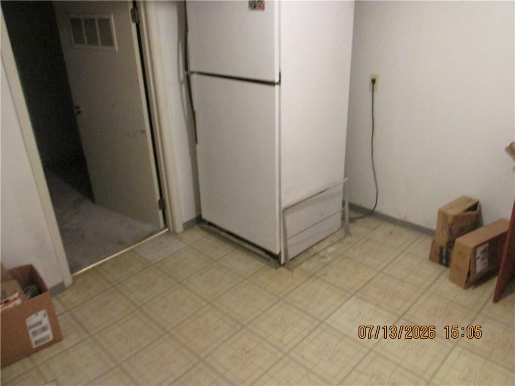 8009 Hunter Street — photo 37