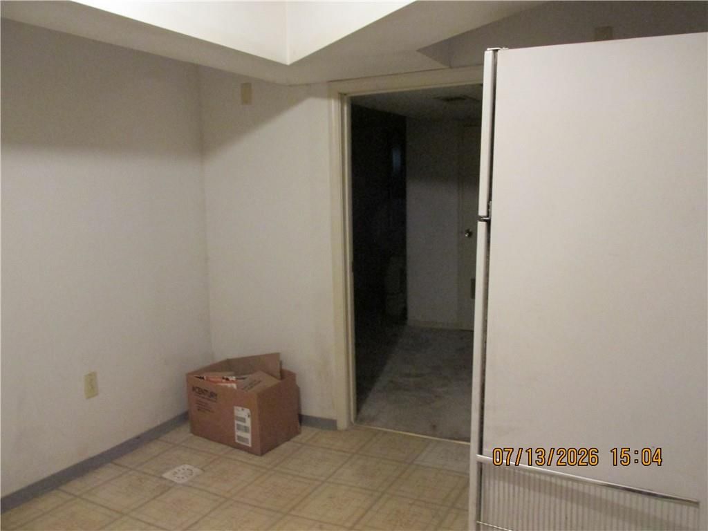 8009 Hunter Street — photo 39