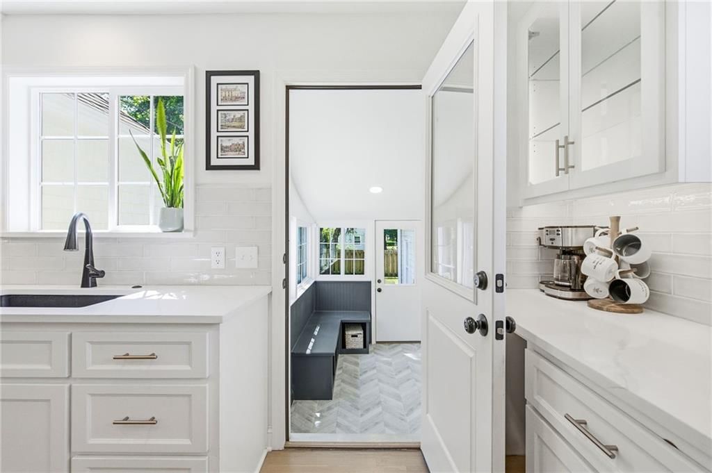 5914 Catalina Street — photo 14