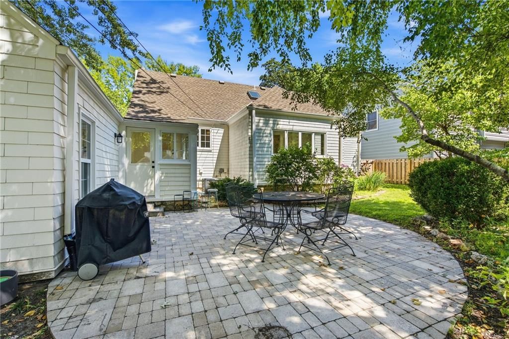 5914 Catalina Street — photo 29