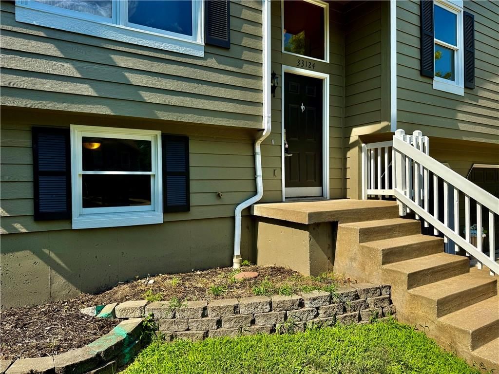 33124 W 87th Terrace — photo 4