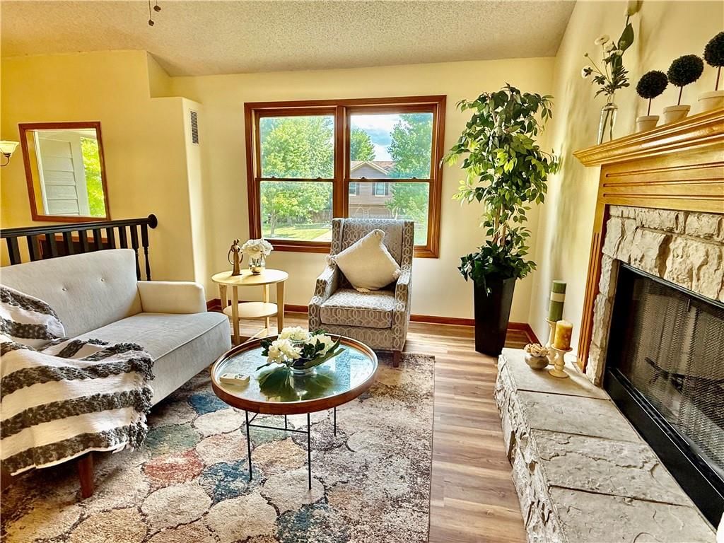 33124 W 87th Terrace — photo 9