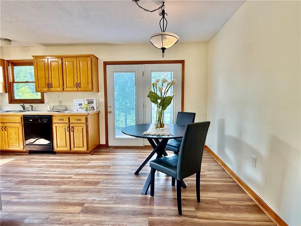 33124 W 87th Terrace — photo 14