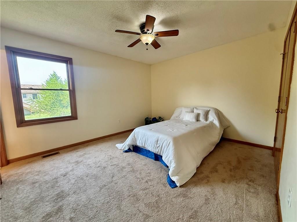 33124 W 87th Terrace — photo 27