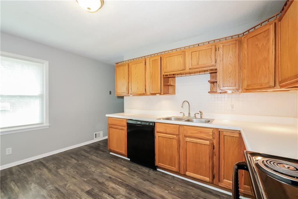 6303 N Bellefontaine Avenue — photo 11