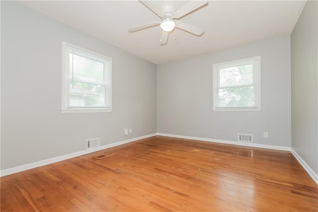 6303 N Bellefontaine Avenue — photo 15