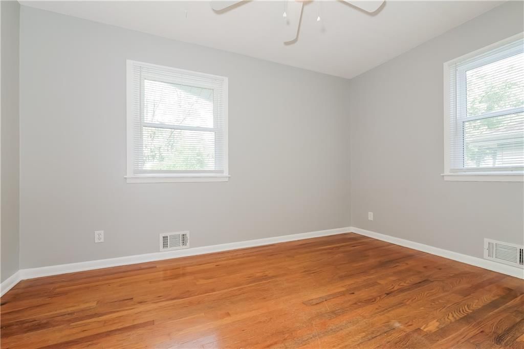 6303 N Bellefontaine Avenue — photo 17