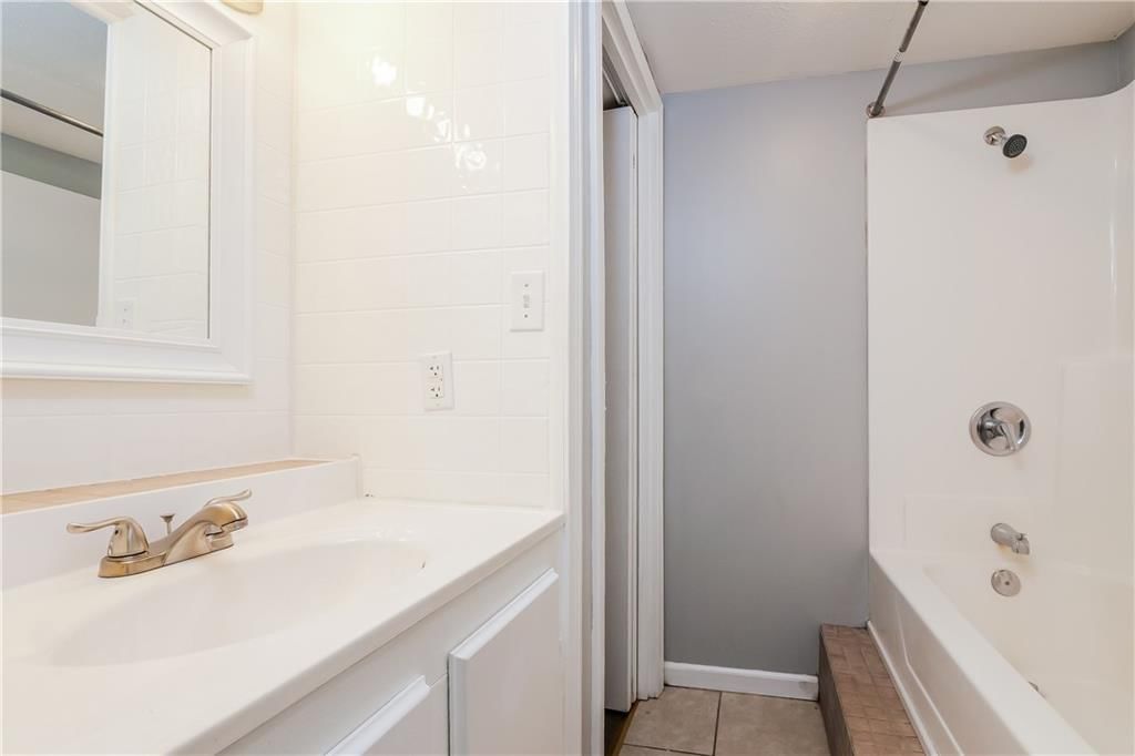 6303 N Bellefontaine Avenue — photo 22