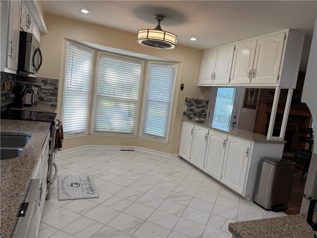 8026 Blue Ridge Boulevard — photo 11