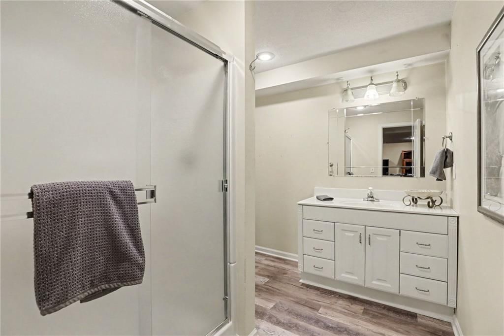 5304 Mullen Road — photo 33