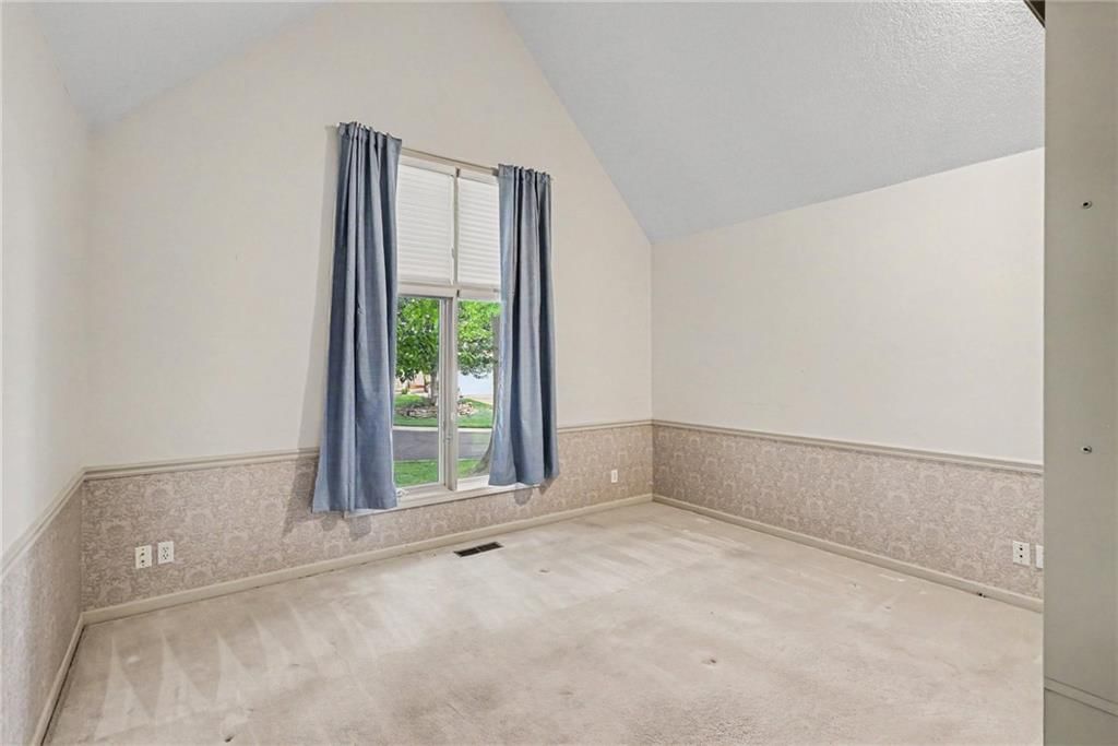 9428 W 123rd Street — photo 17