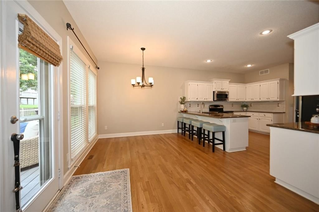 5348 Kenton Street — photo 15