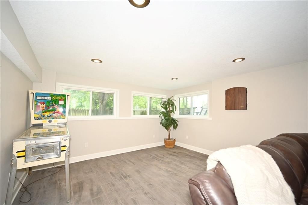 5348 Kenton Street — photo 27